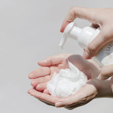 Cargar imagen en el visor de la galería, Shampoo & gel ducha espuma 440ml - OhGanics